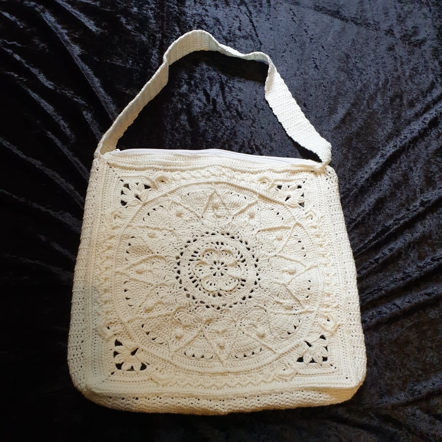 Handmade crochet bag, made using the Sophie's universe pattern, ideal gift.
