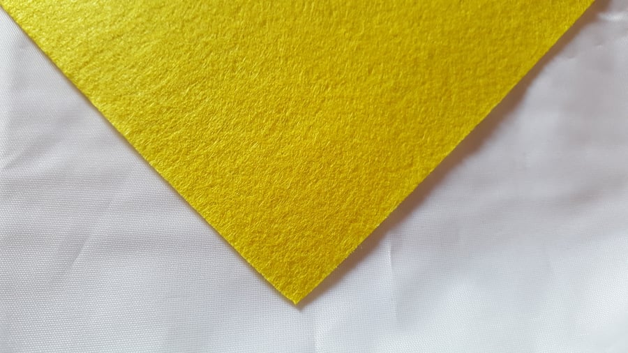 1 x Felt Sheet - Square - 12" (30cm) - Yellow 