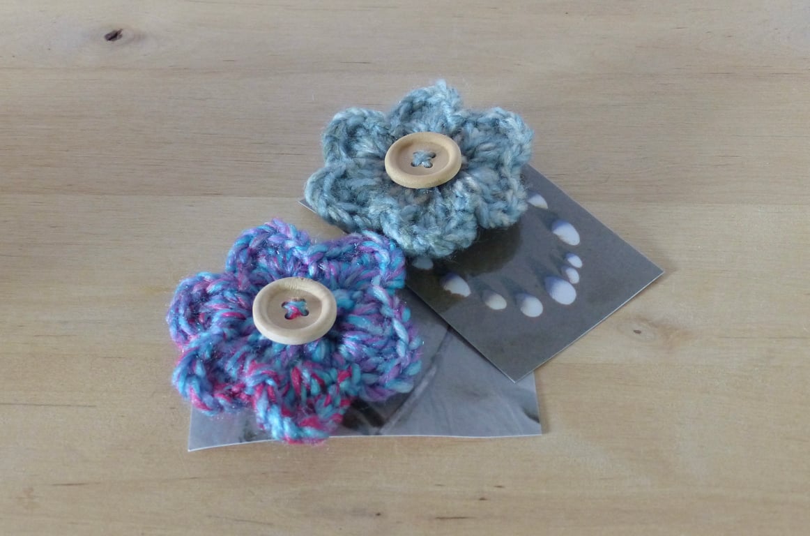 Crocheted Flower Brooches