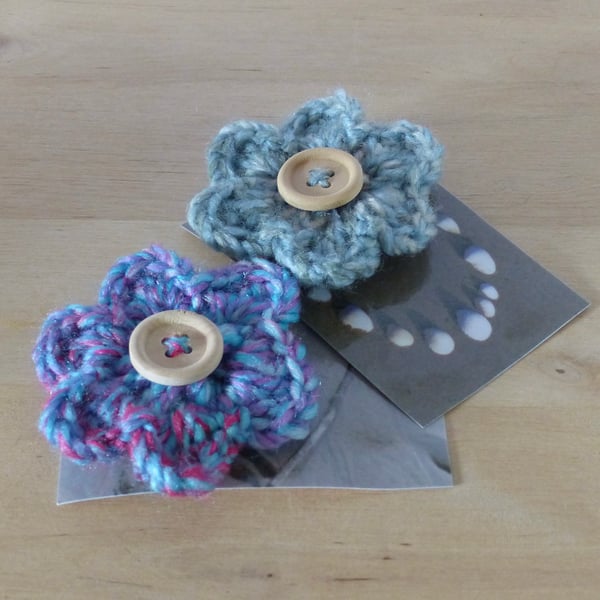 Crocheted Flower Brooches