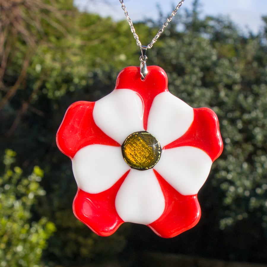 Red and White Flower in Fused Glass - 6191