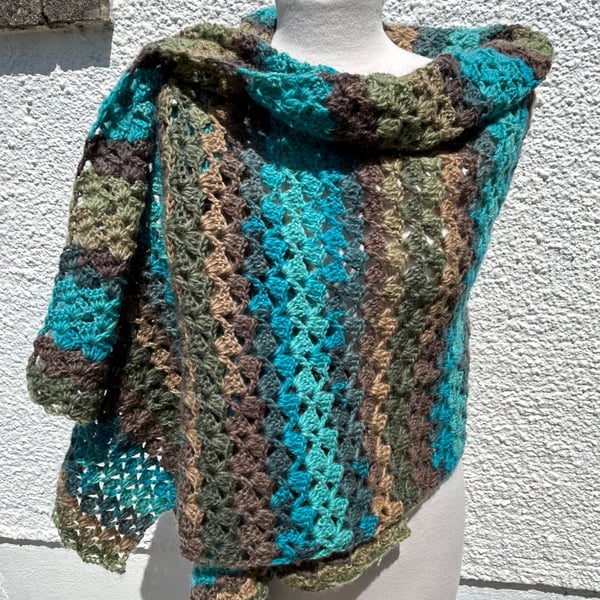 Rectangular lace wrap shawl or oversized scarf in soft merino wool 