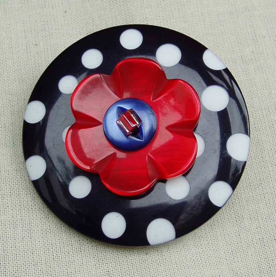 Spotty Button Brooch
