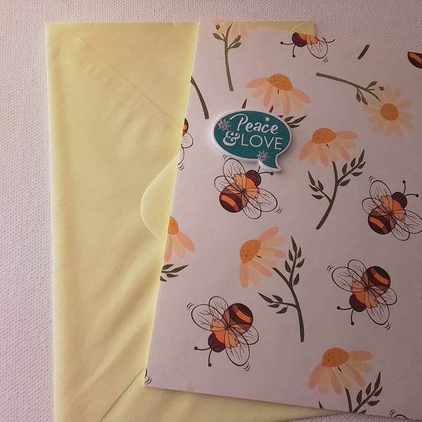 Gift voucher wallet. Bee. Love and peace. Ref 551