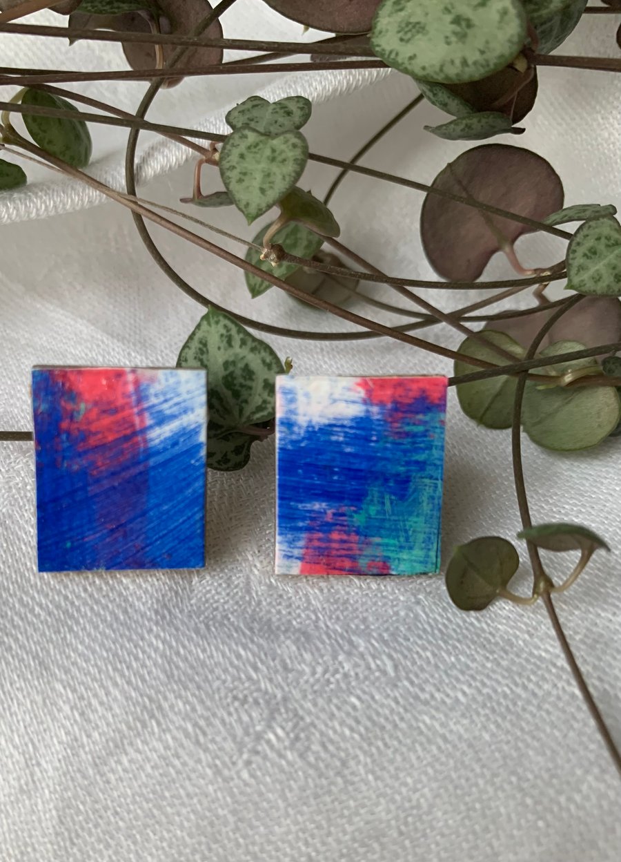 Stainless steel post earrings 