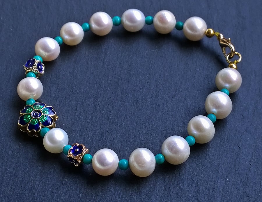 Pearl Bracelet with Enamelled Flowers and Turquoise