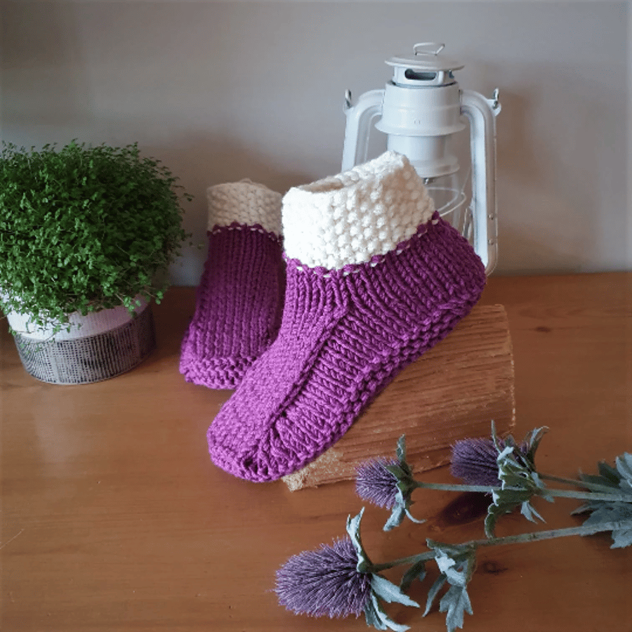 Slippers, Dorm Boots, Slipper Socks Adult UK 4-5 100% Merino Wool Hand Knitted
