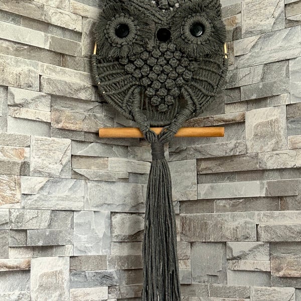 Macrame wall hanging, boho owl gift for owl lover, nursery decoration and wall d