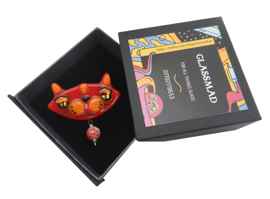Handmade Fused Glass Cat Brooch.