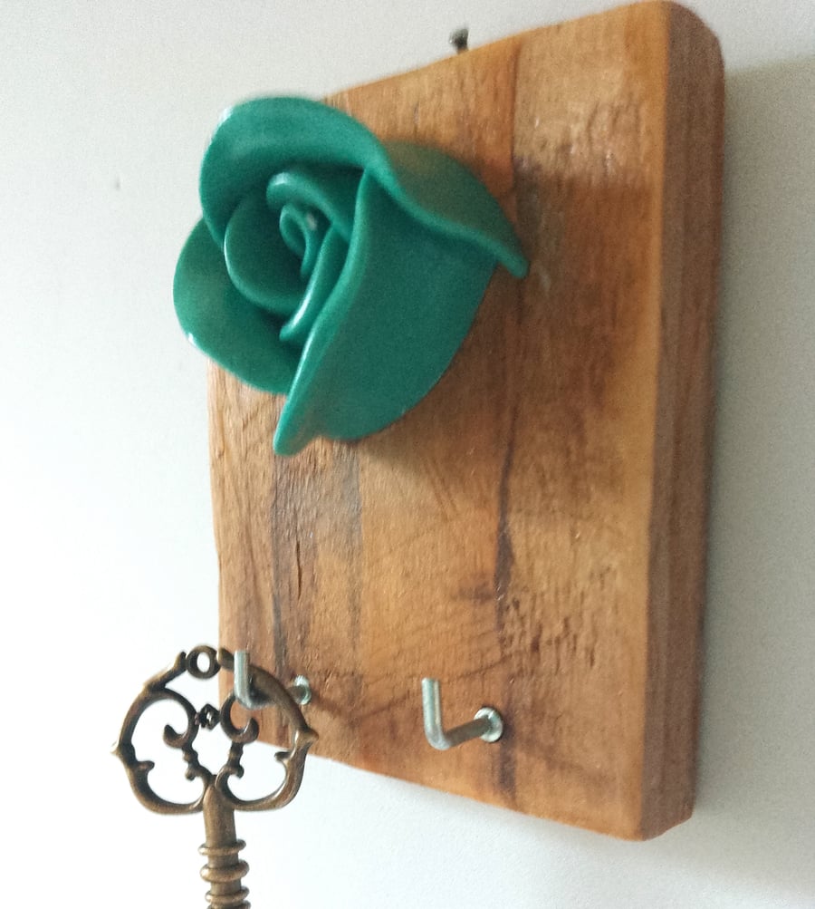Cute Rose Design Key Hanger Lightweight 