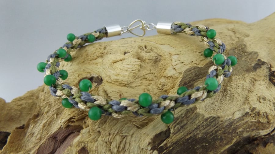 kumihimo bracelet with jade