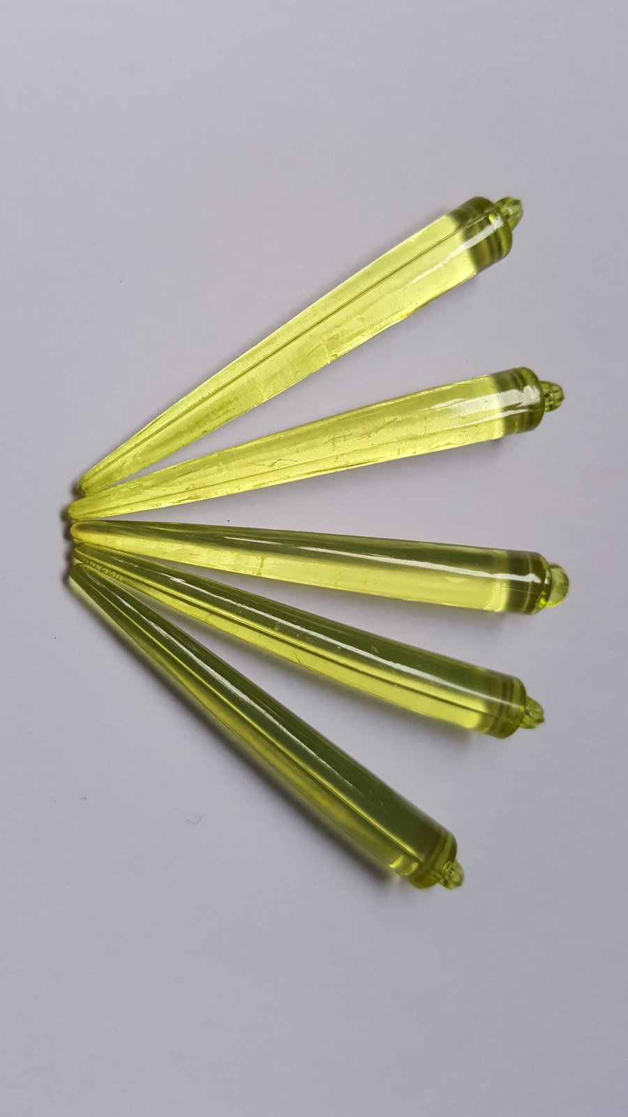 15 x Acrylic Spike Pendant Drops - 52mm - Bright Green 