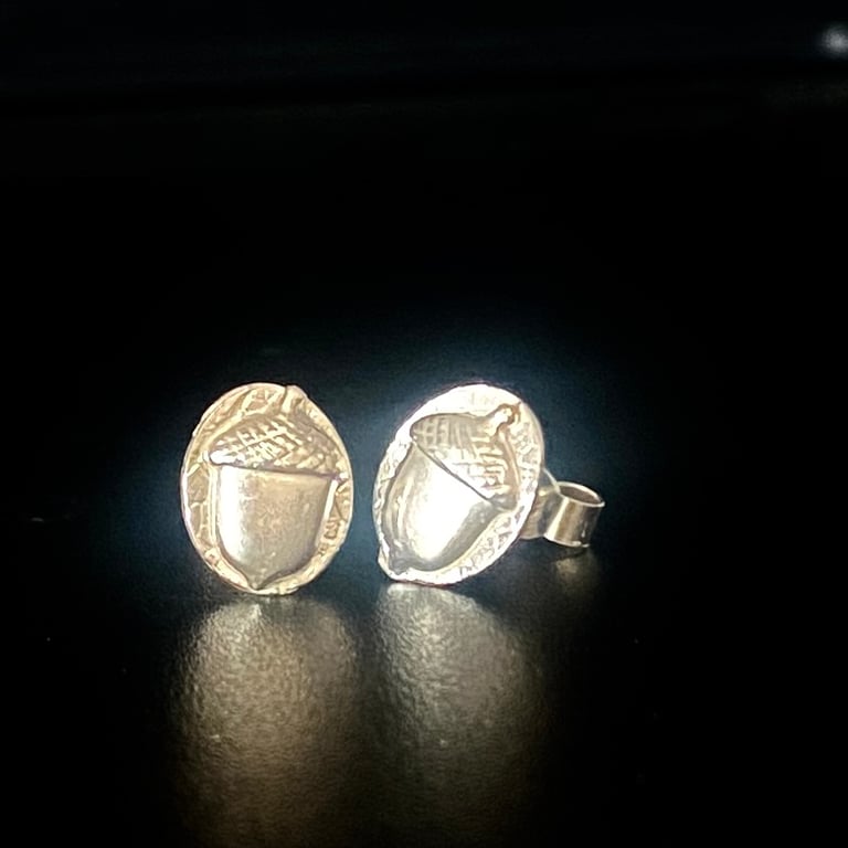 Acorn Earrings Silver Wolds Way Stud Earrings Acorns silver stud earrings