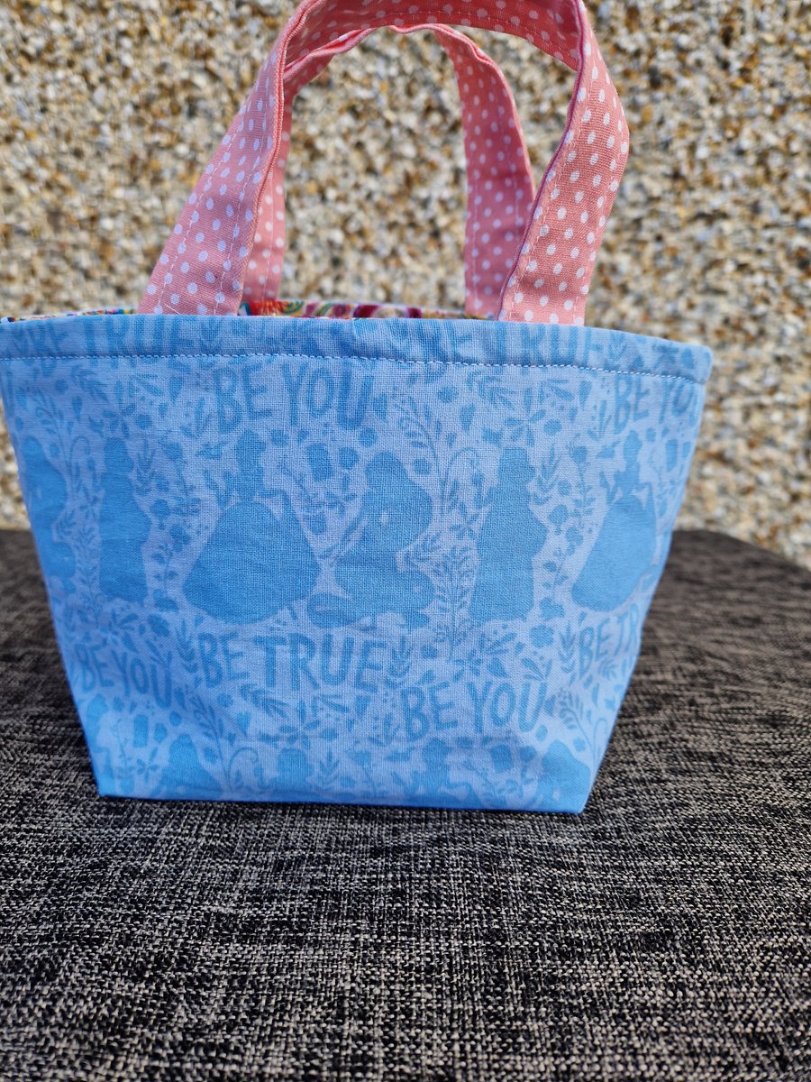 Toddlers shopping bag