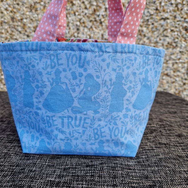 Toddlers shopping bag