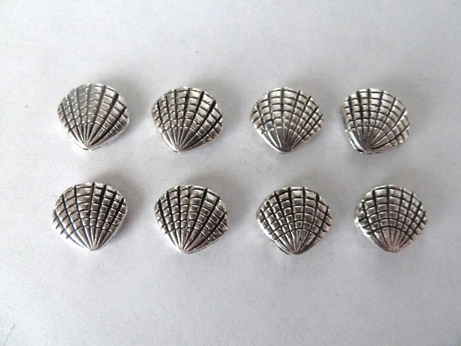  seashell beads