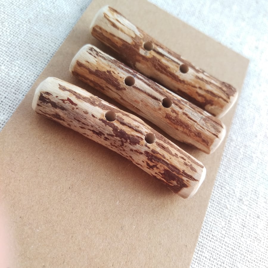 Set of three driftwood toggle buttons