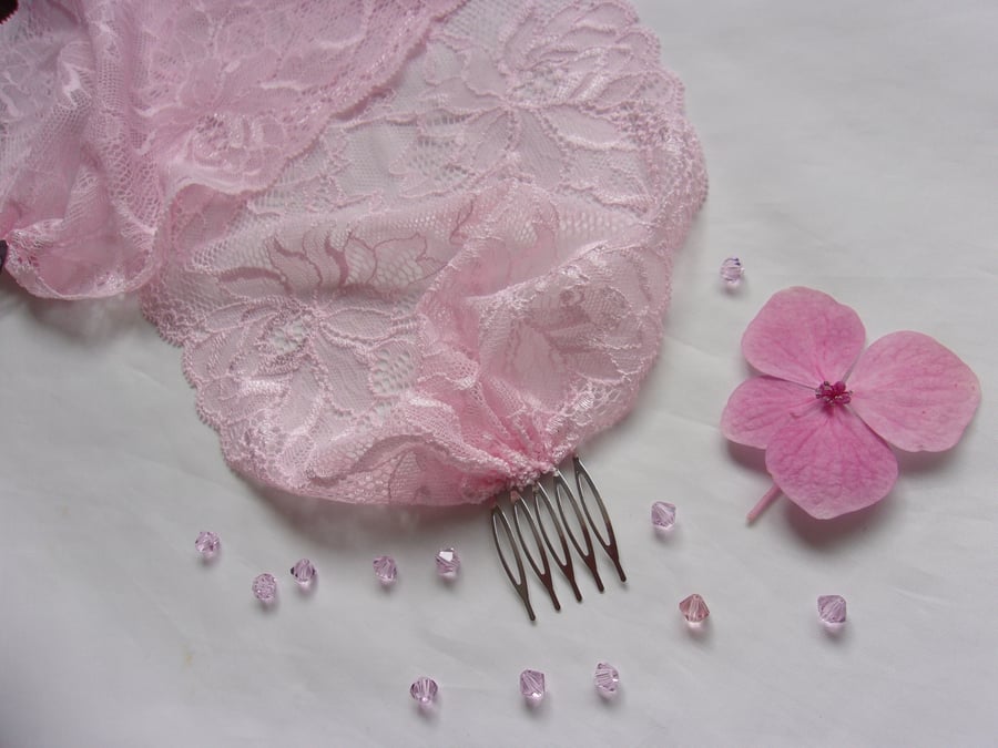 Pale Baby Pink Vintage Lace Bandeau Bridal Wedding Veil 