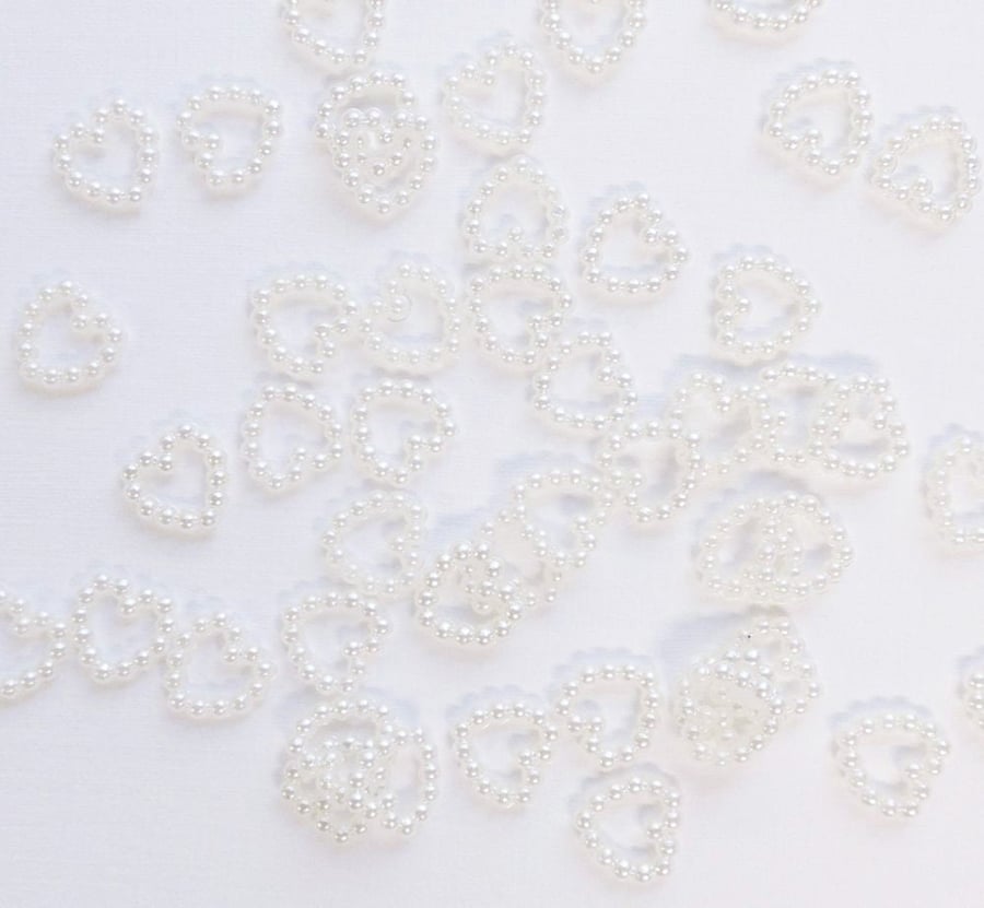 100 x WHITE Acrylic Pearl Heart Shape Double Sided Hearts 11mm Table Decorations