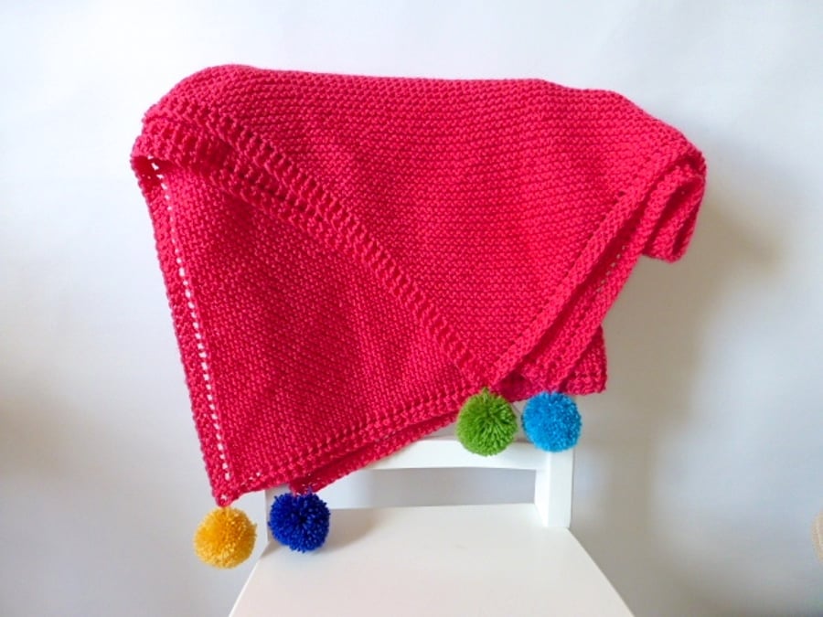 chunky knit blanket, pink knitted blanket, blanket with pompoms