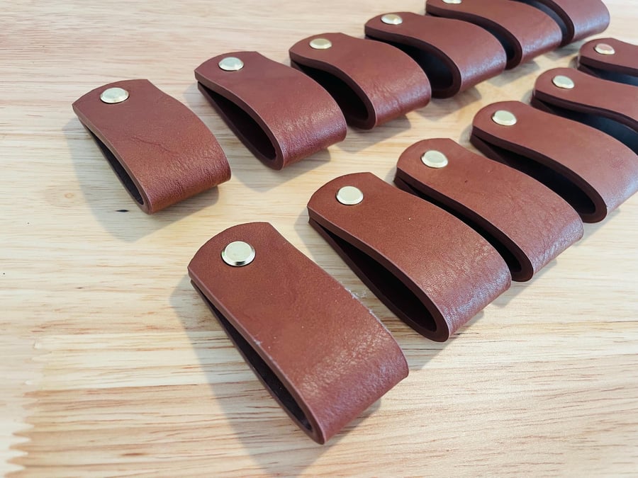 Faux Leather Drawer Pulls, Classic Brown Cabinet Knobs, Scandi Style - Set of 12