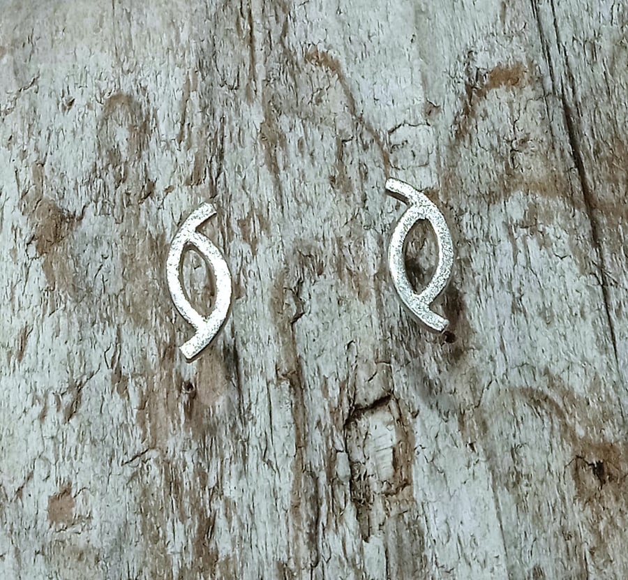 Sterling Silver Textured Stud Earrings (ERSSSTCP1) - UK Free Post