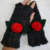 NOW 25% OFF - Hat and fingerless gloves with roses