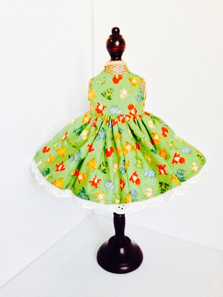 Special Offer - Frog print dress to fit 42cm doll 