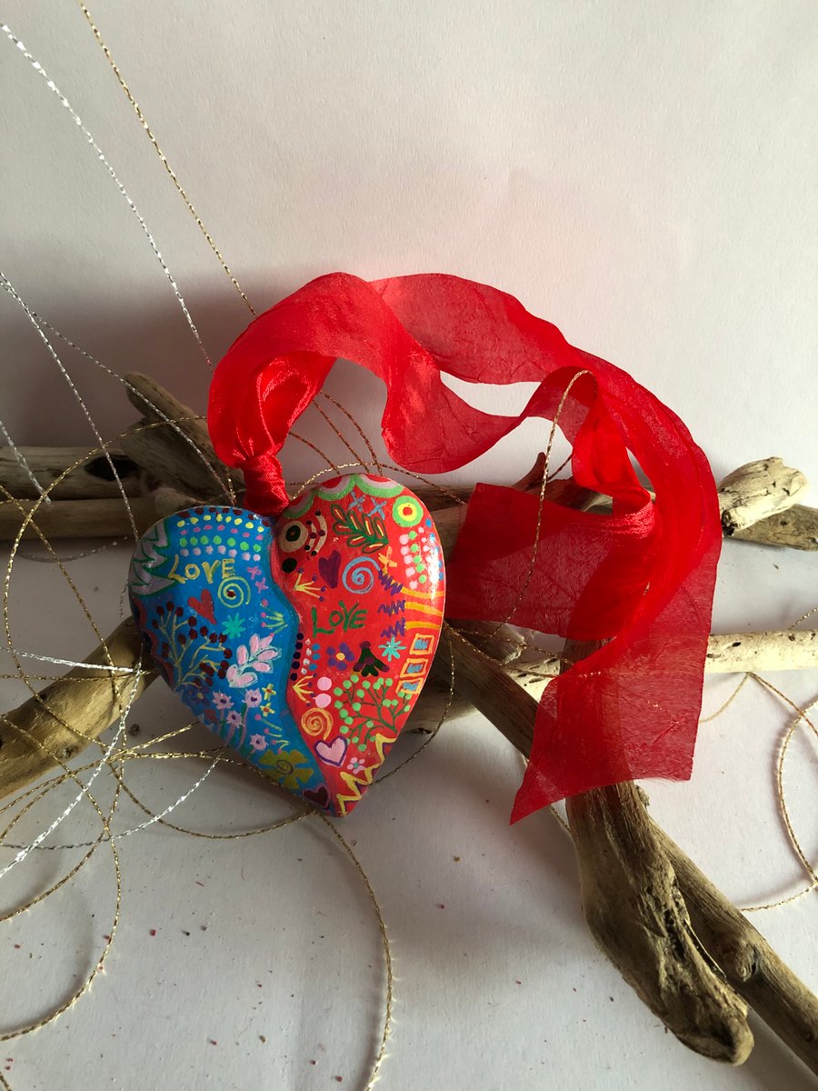  hand painted LOVE wooden heart
