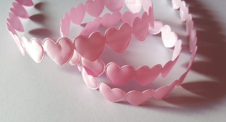 3m Polyester Trim - 16mm - Hearts - Pale Pink 