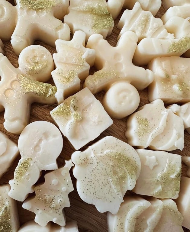 6 Assorted Christmas Shaped Soy Wax Melts Hand Poured