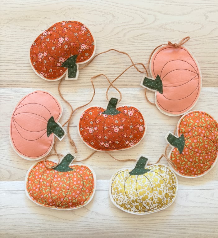 Pumpkin Garland 
