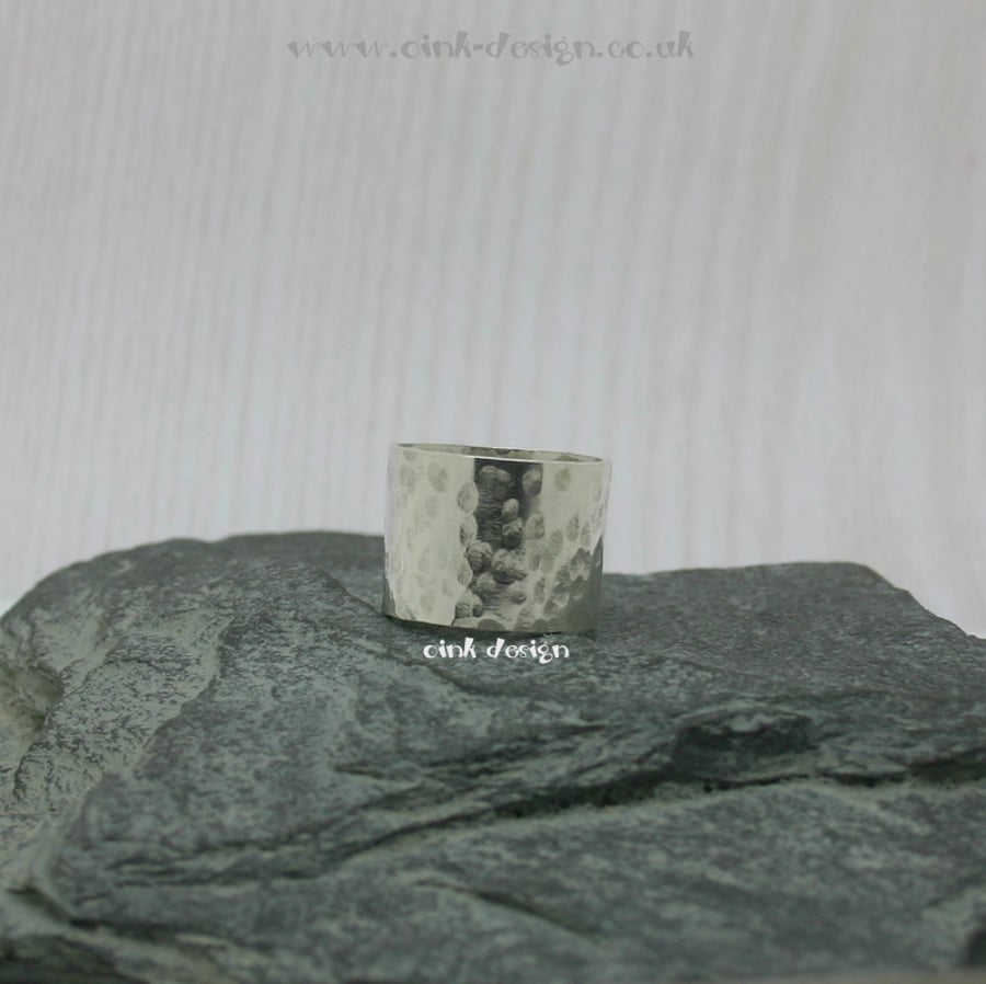 Sterling silver textured ring size O