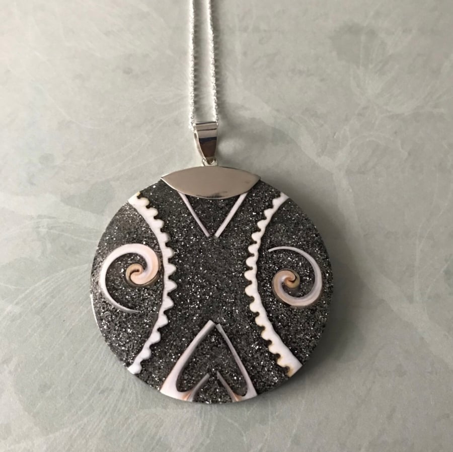 Spider Shell & Glitter Resin Statement Necklace