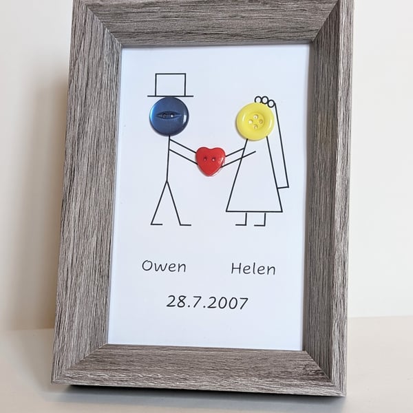 Personalised button bride and groom wedding information in a 6x4 frame 