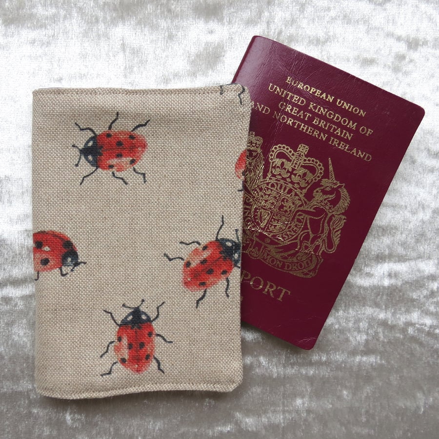 Passport Cover.  A passport sleeve made from Liberty Lawn. Passport pouch.