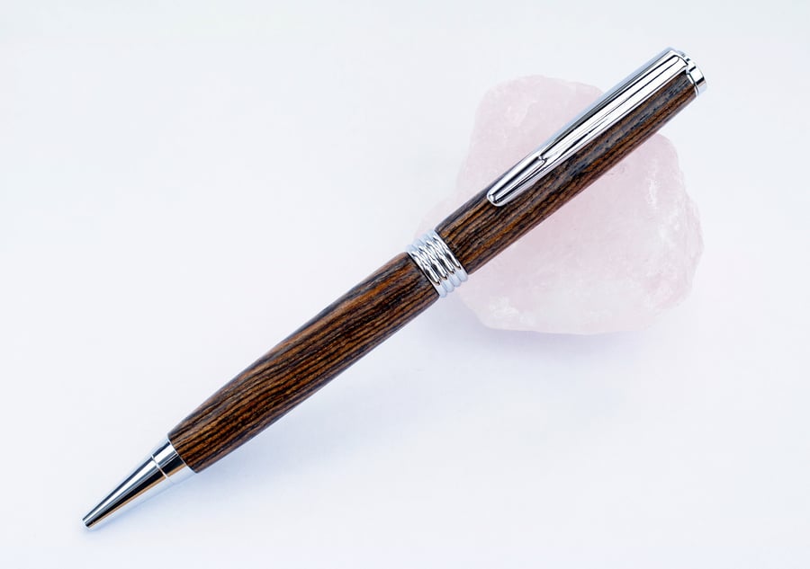 Streamline pen dressed in Bocote (Mexican Rosewood)