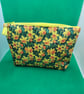 Make up, toiletries bag Daffodils - Image 3