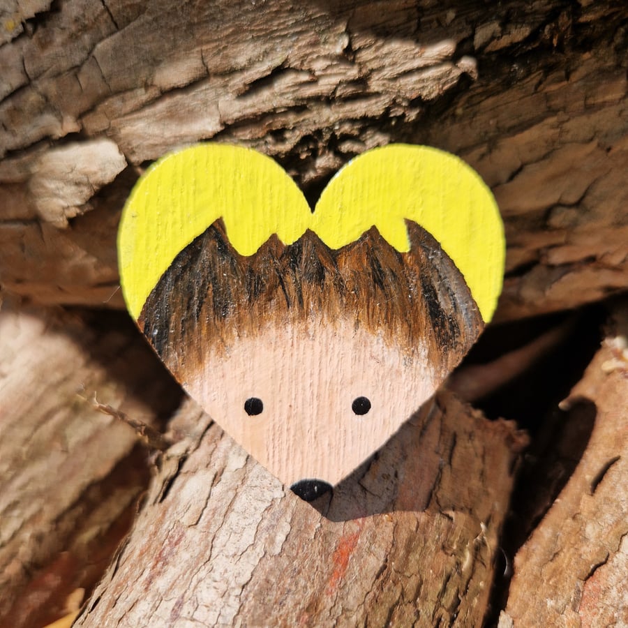 Hedgehog Gift, Hedgehog Pin, Hedgehog Brooch, Hedgehog Accessory, Mum Gift