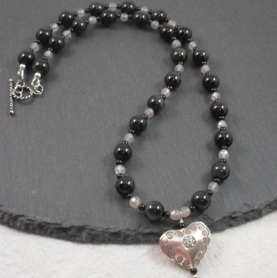 Necklace with Obsidian Agate and Hill Tribe Silver