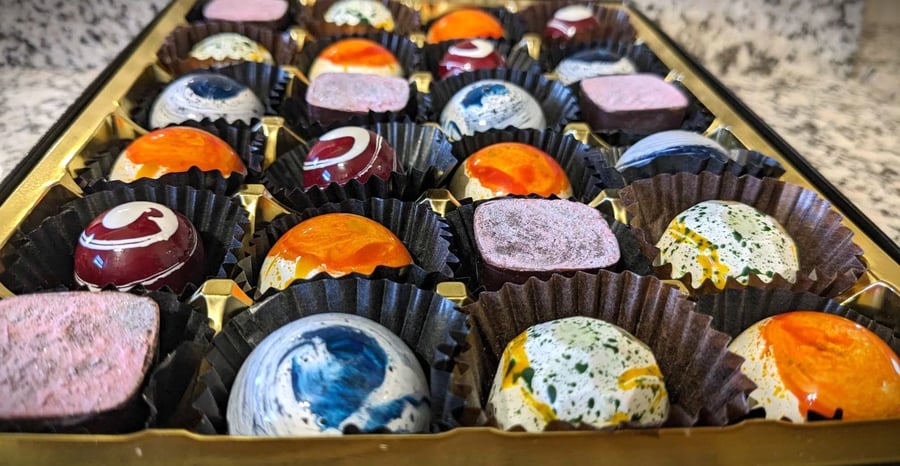 Chocolate Wright - box of 12 cocktail Handmade Chocolates Box 