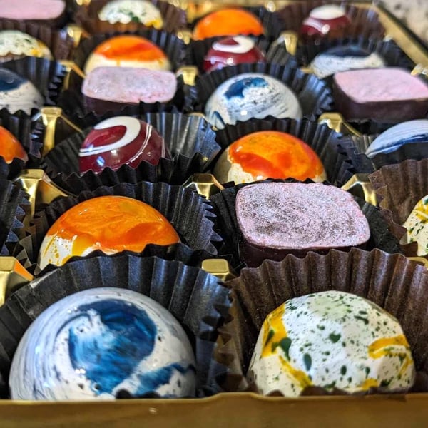 Chocolate Wright - box of 12 cocktail Handmade Chocolates Box 