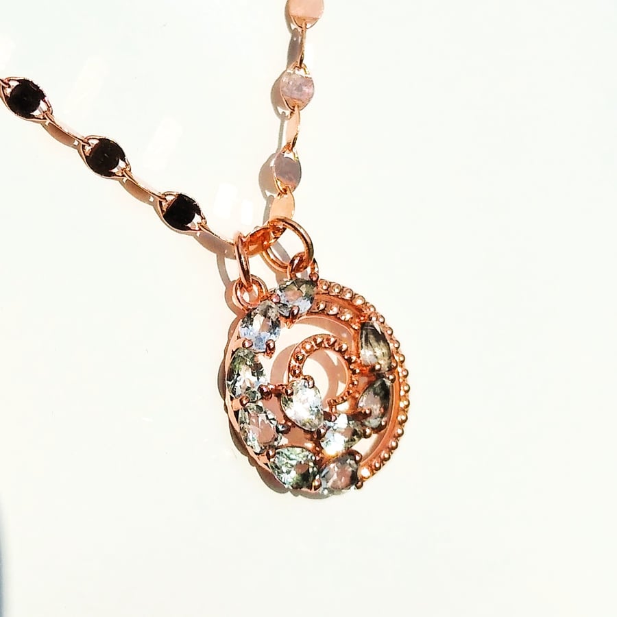 Rosegold Mirror Chain With Topaz Spiral Pendant 18 Inch