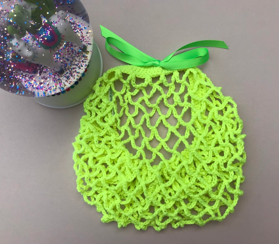 Bright neon lime green 1940s style snood or hairnet - 3 sizes available
