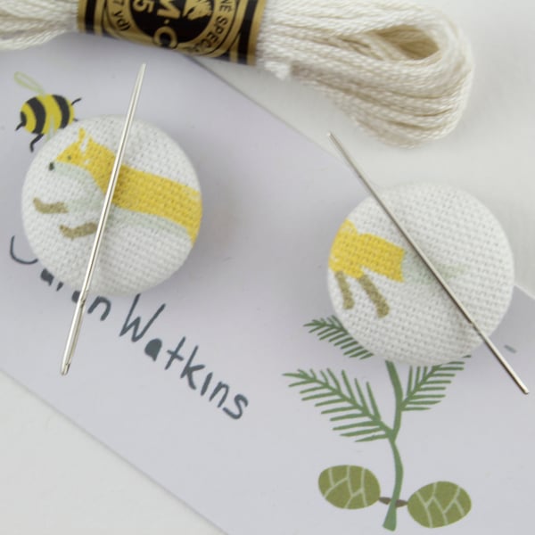 Needle Minders ( 2 items with fox design)