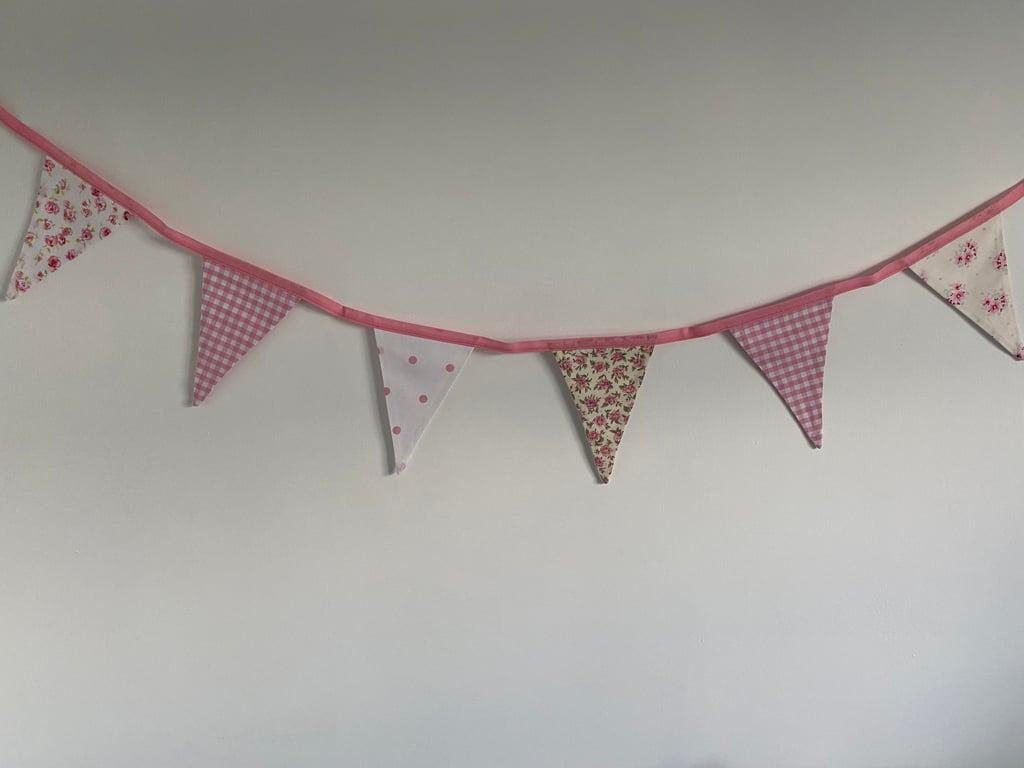 Pink Cotton Bunting. (009)