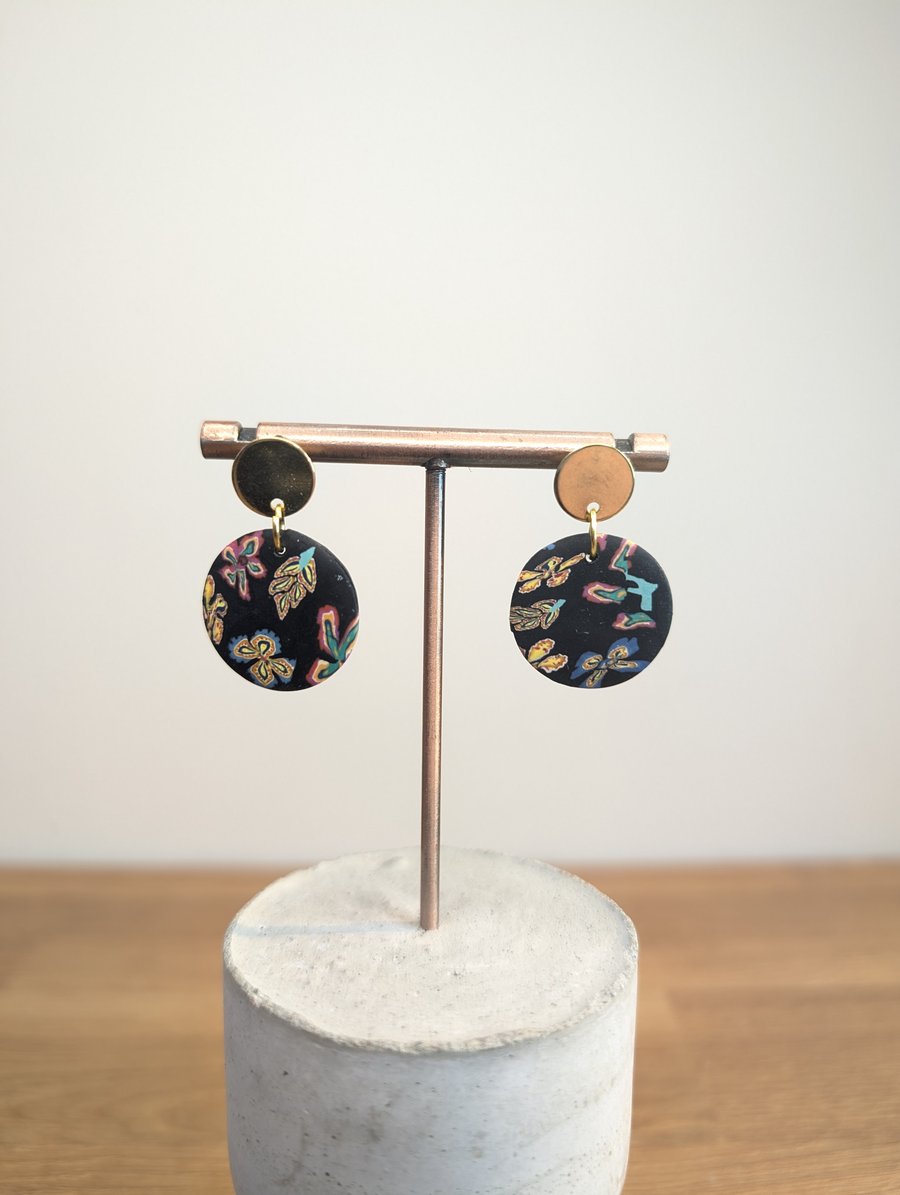 Summer bloom circle dangle earrings 2