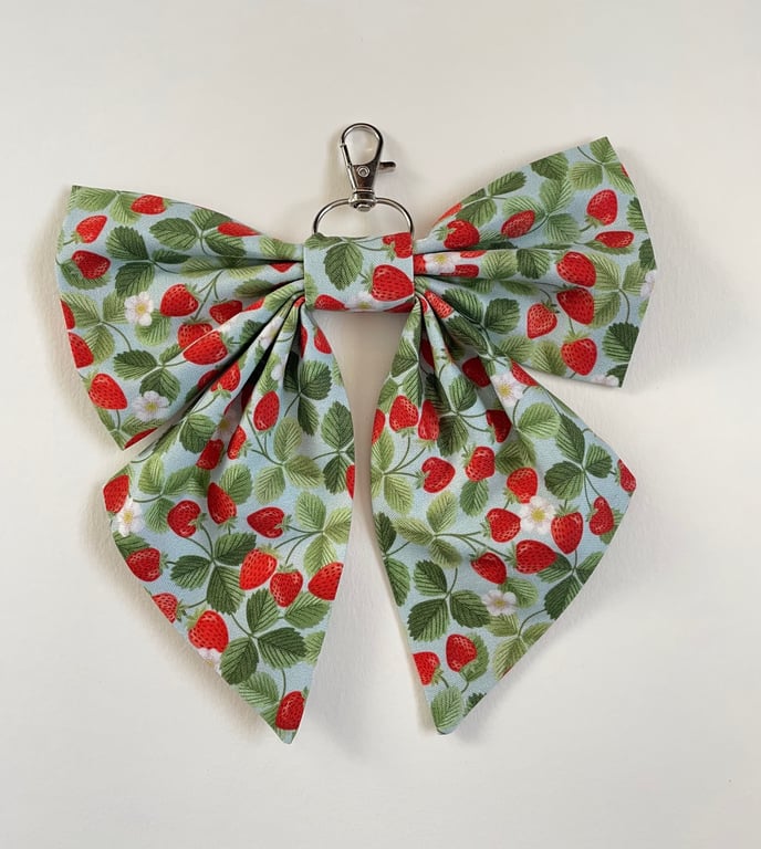 Strawberry Green Accessory Bow