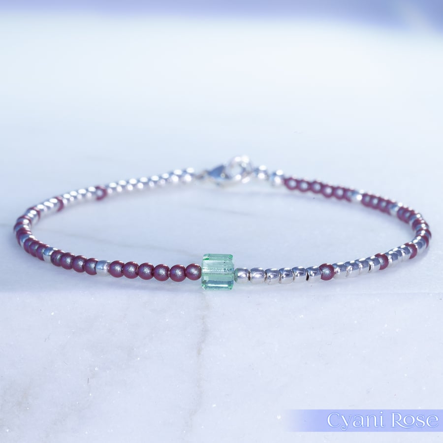 Bracelet dainty sterling silver & Swarovski glass pearl asymmetric pattern 