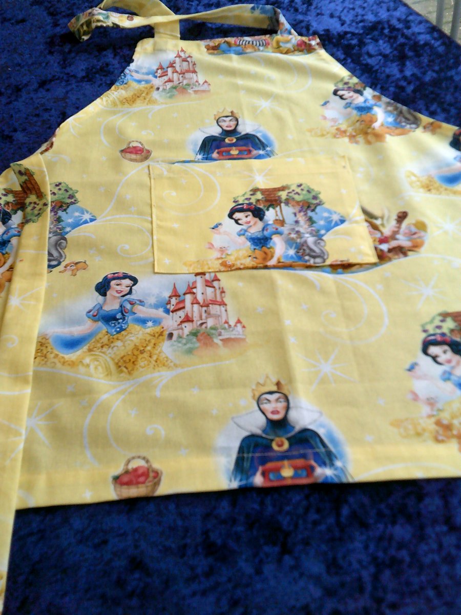 Snow White Childs Apron